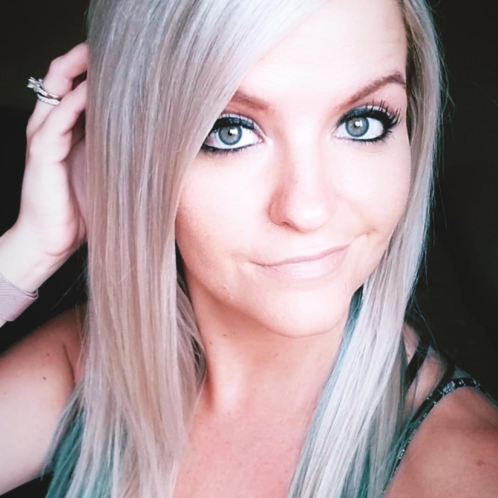 Meet your Posher, Stephanie